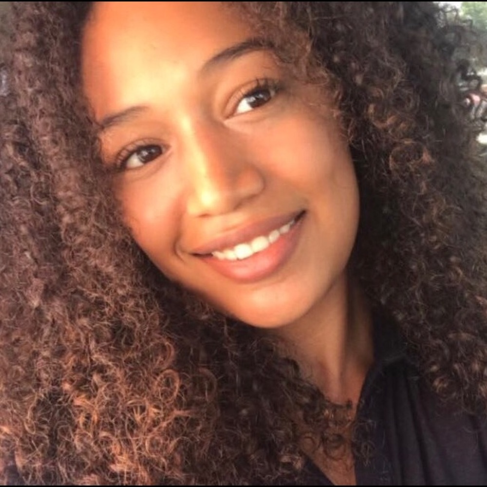 Meet your Posher, Brittney