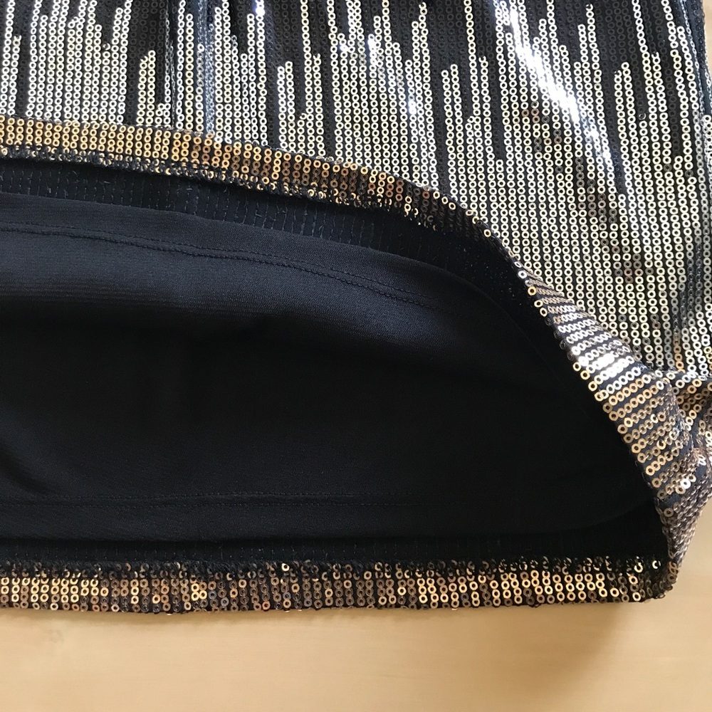✨BRAND NEW✨Bisou Bisou - Sequined Skirt - Picture 5 of 5