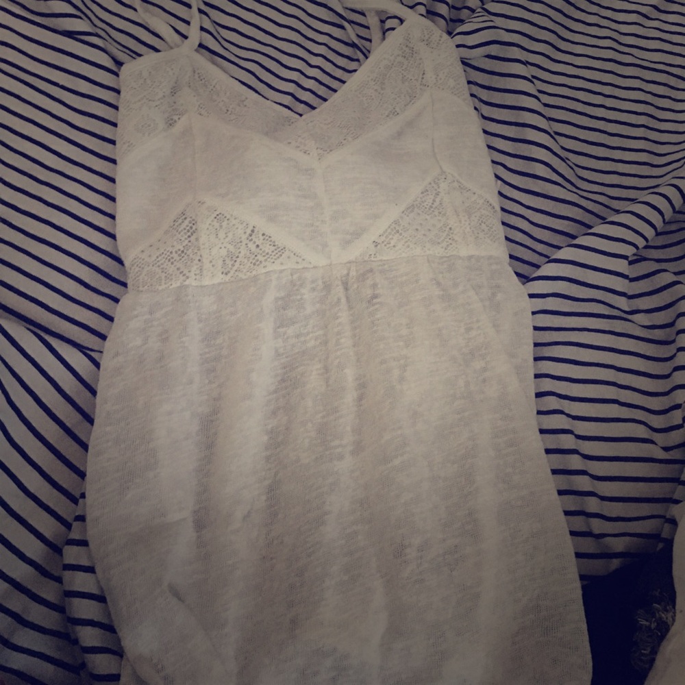 Aeropostale white tank