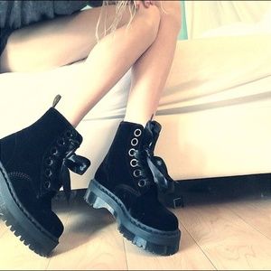Molly Dr Martens Black Velvet Boots Platform 9