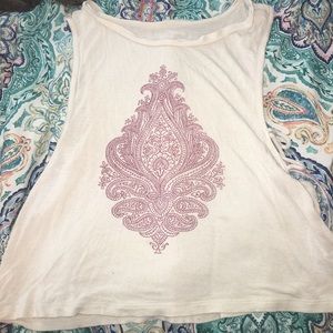 Flowy tank
