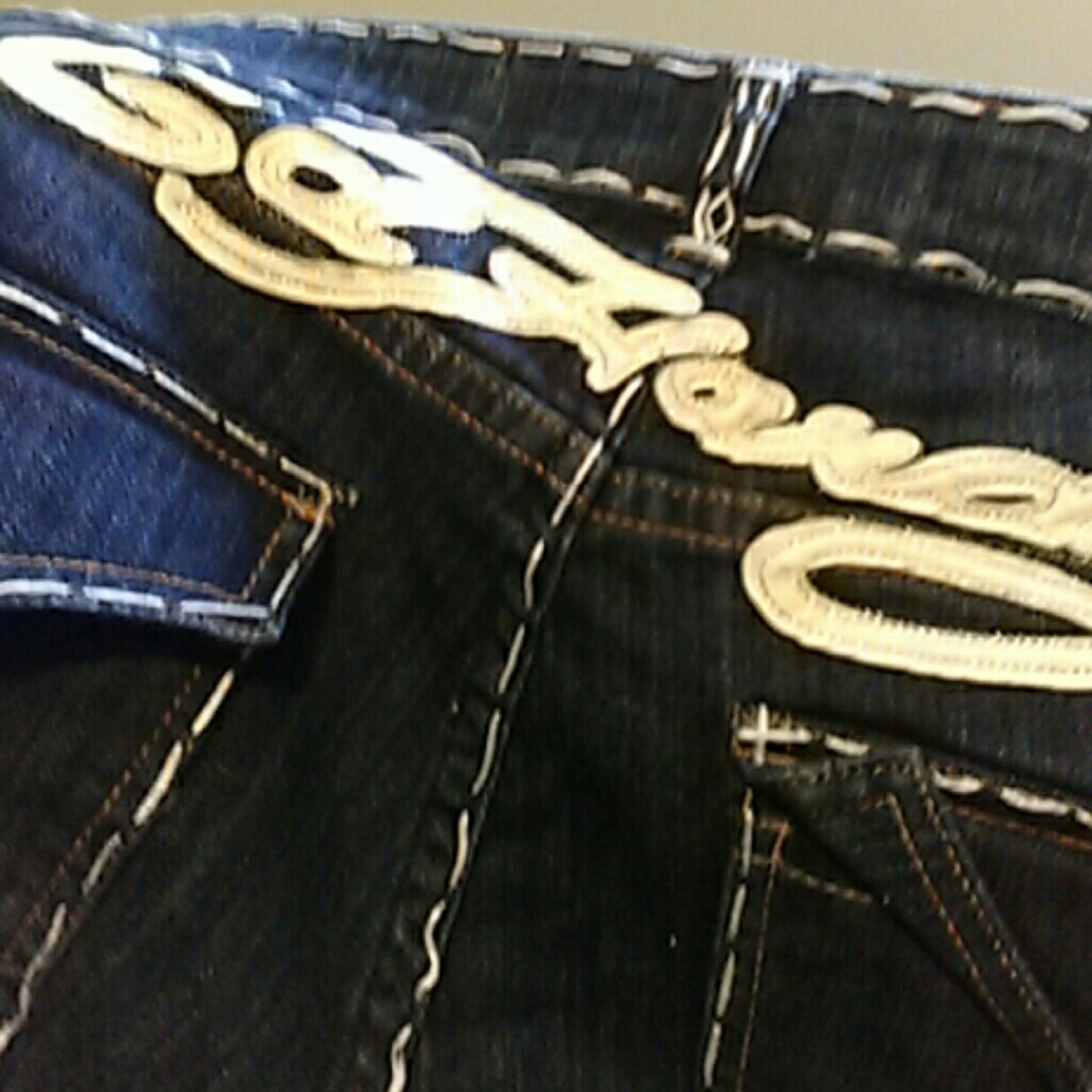E hardly jeans