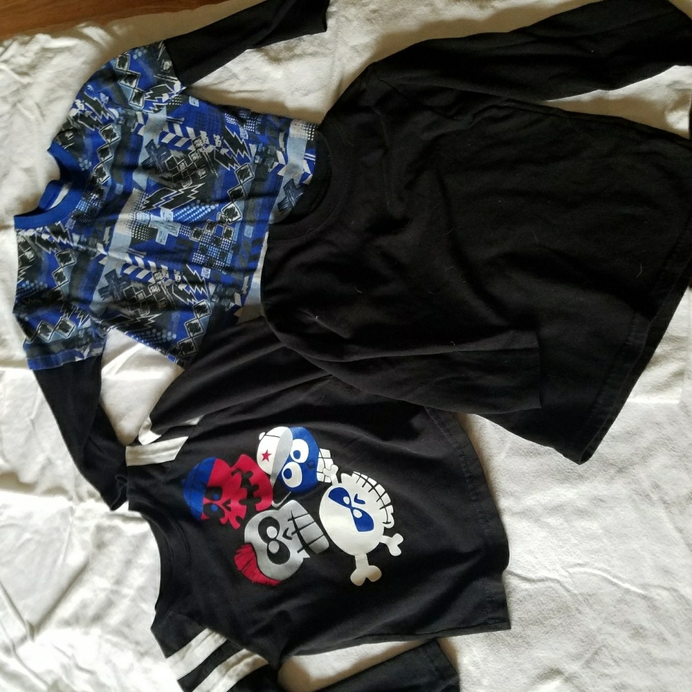 3 boys long sleeve shirts