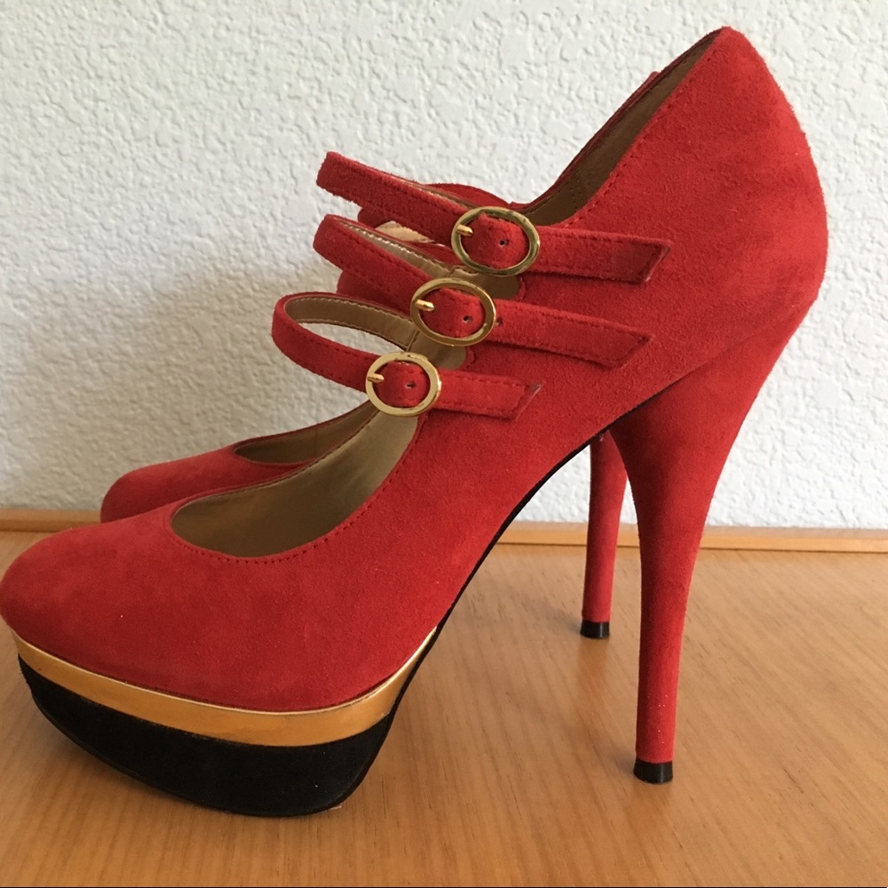 Brand new stunning real leather shoes size 8