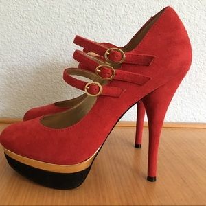 Brand new stunning real leather shoes size 8