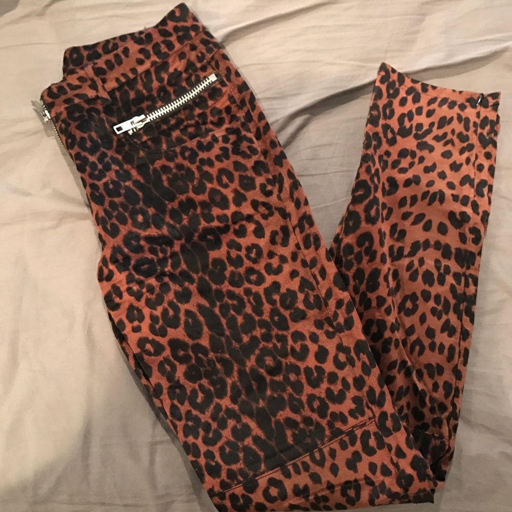 UNIF Leopard Zip Pants