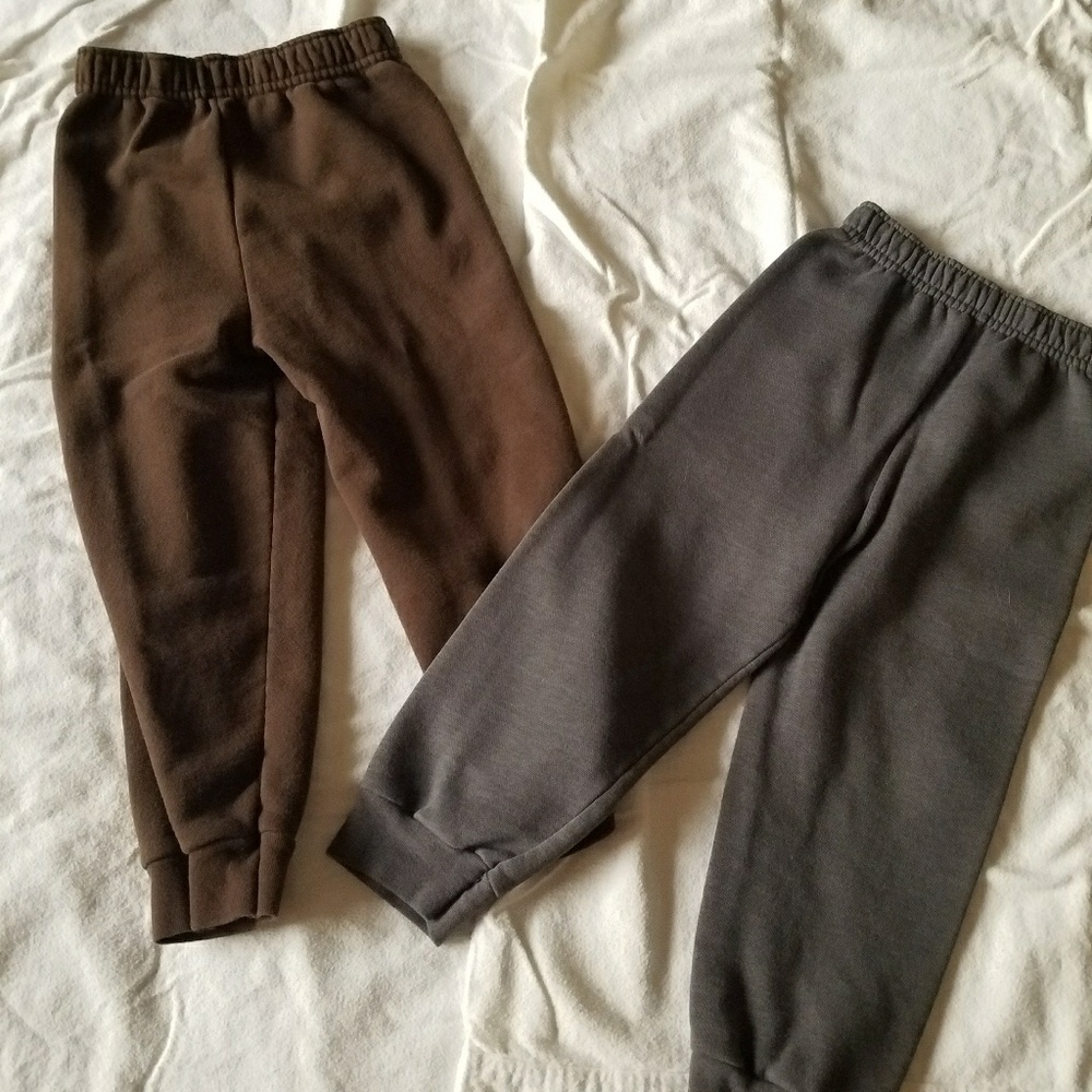 2 pairs boys sweatpants
