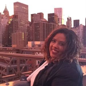 Meet your Posher, Danielle