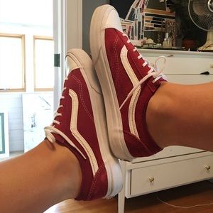 VANS Old Skool Red Suede !!!! Women's Size 8.5