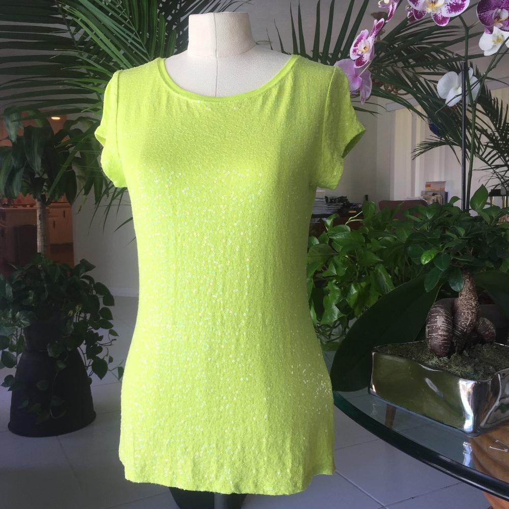 INC Int. Concepts Lime green sequin Tee-shirt