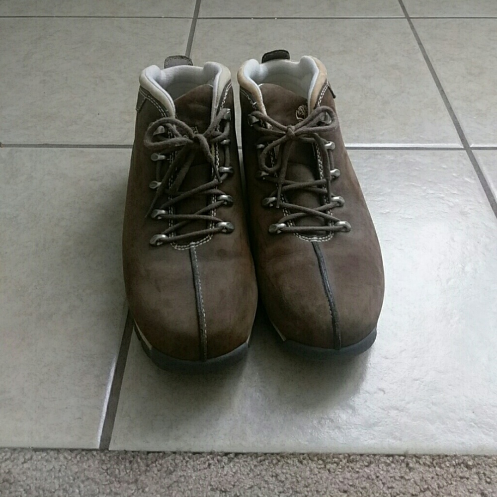 Timberland Boots - Picture 2 of 4