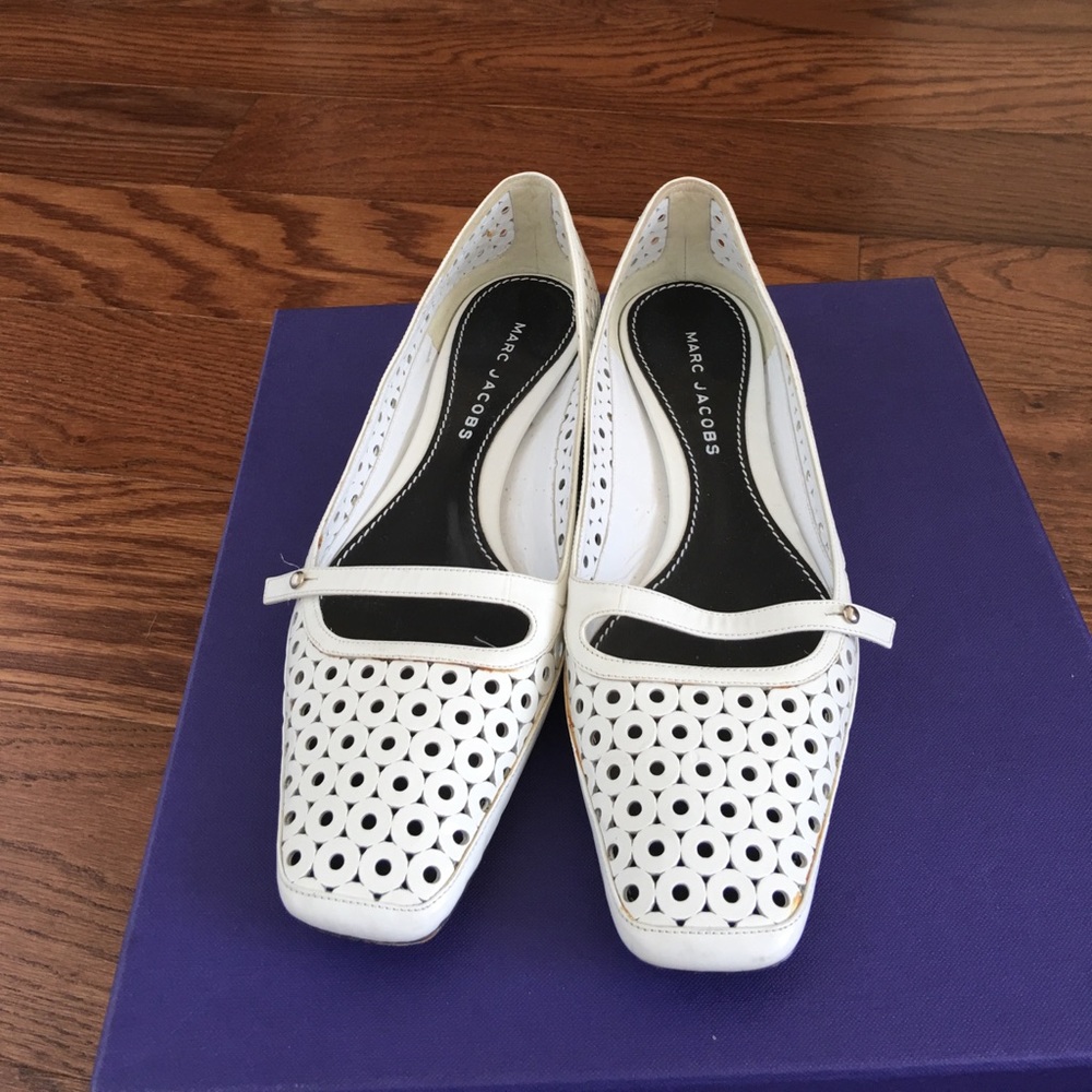 White and airy Marc Jacobs flats!