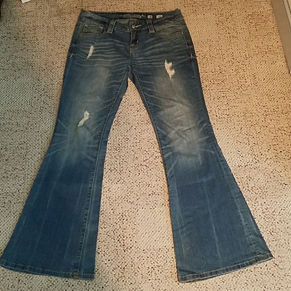 Womens Miss Me Signature Flare Sz 28/31
