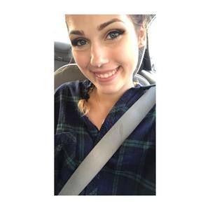 Meet your Posher, Hailey