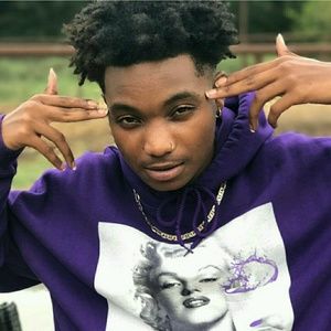 Meet your Posher, Adrian