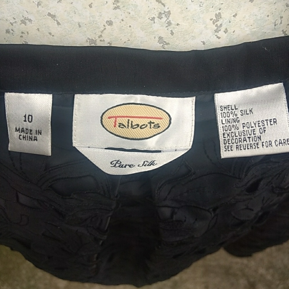 (Gifted w/trade)Talbots midline skirt - Picture 3 of 5