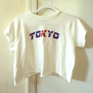 Retro boxy Tokyo tee