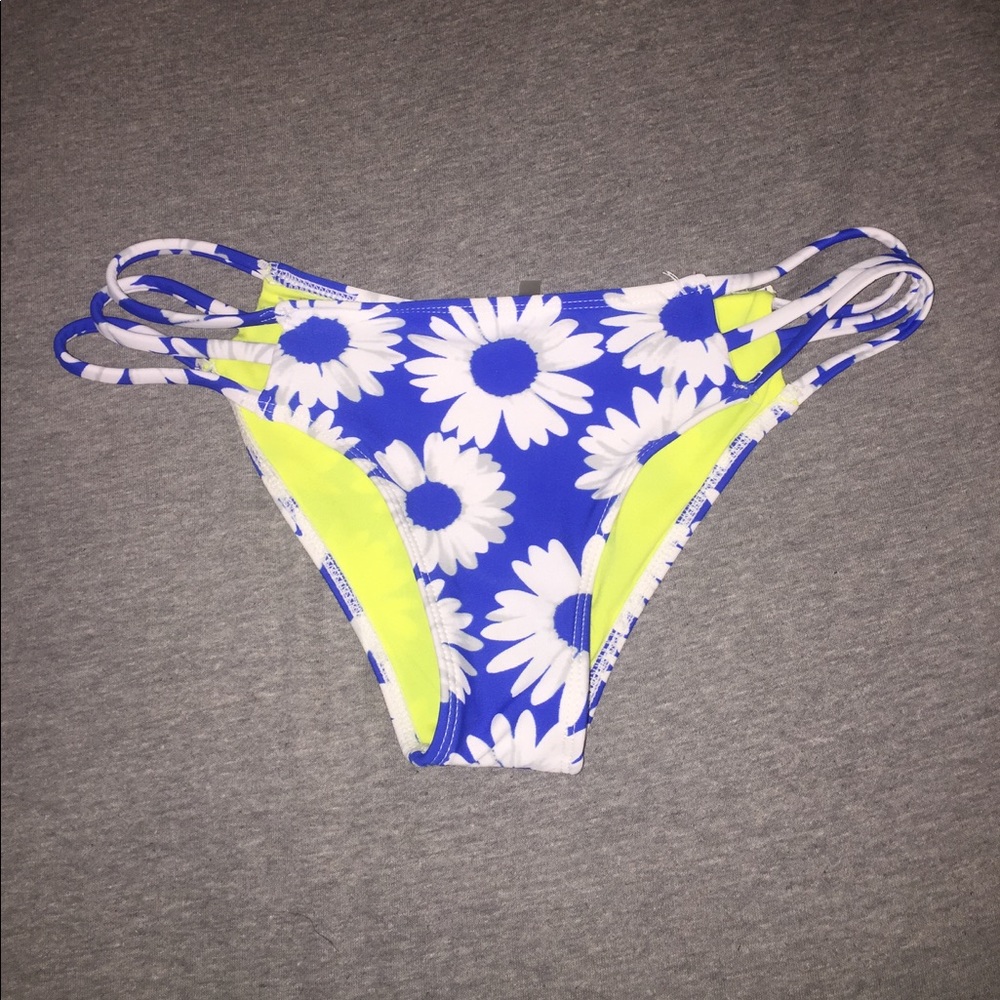 Bathing suit bottoms