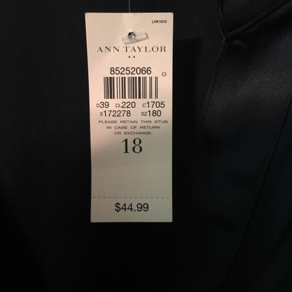 Ann Taylor Dark Blue Fitted Blouse, Size 18 - Picture 2 of 6
