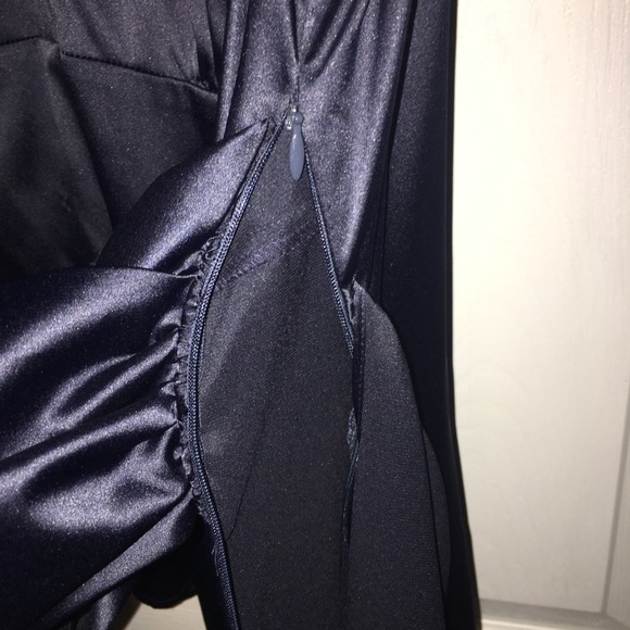 Ann Taylor Dark Blue Fitted Blouse, Size 18 - Picture 4 of 6