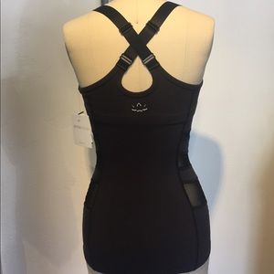 Beyond Yoga Triple Mesh Tank