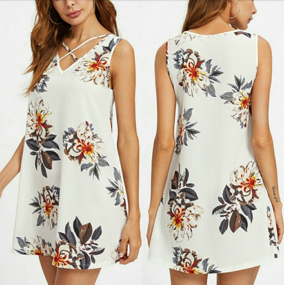 🔴LAST ONE🔴🌿FLORAL DRESS🌿🌿 - Picture 4 of 7