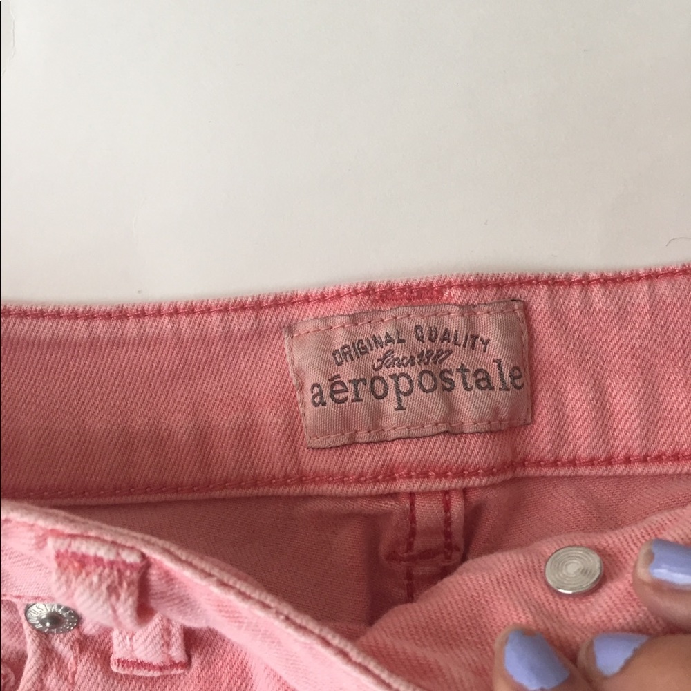 Shorts - Picture 3 of 4