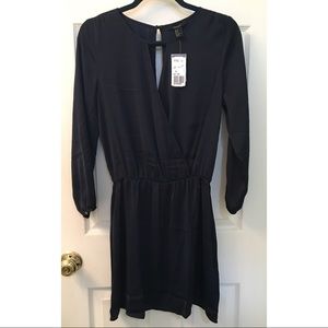 Forever 21 / Navy Dress / NWT