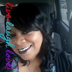 Meet your Posher, Ingrid