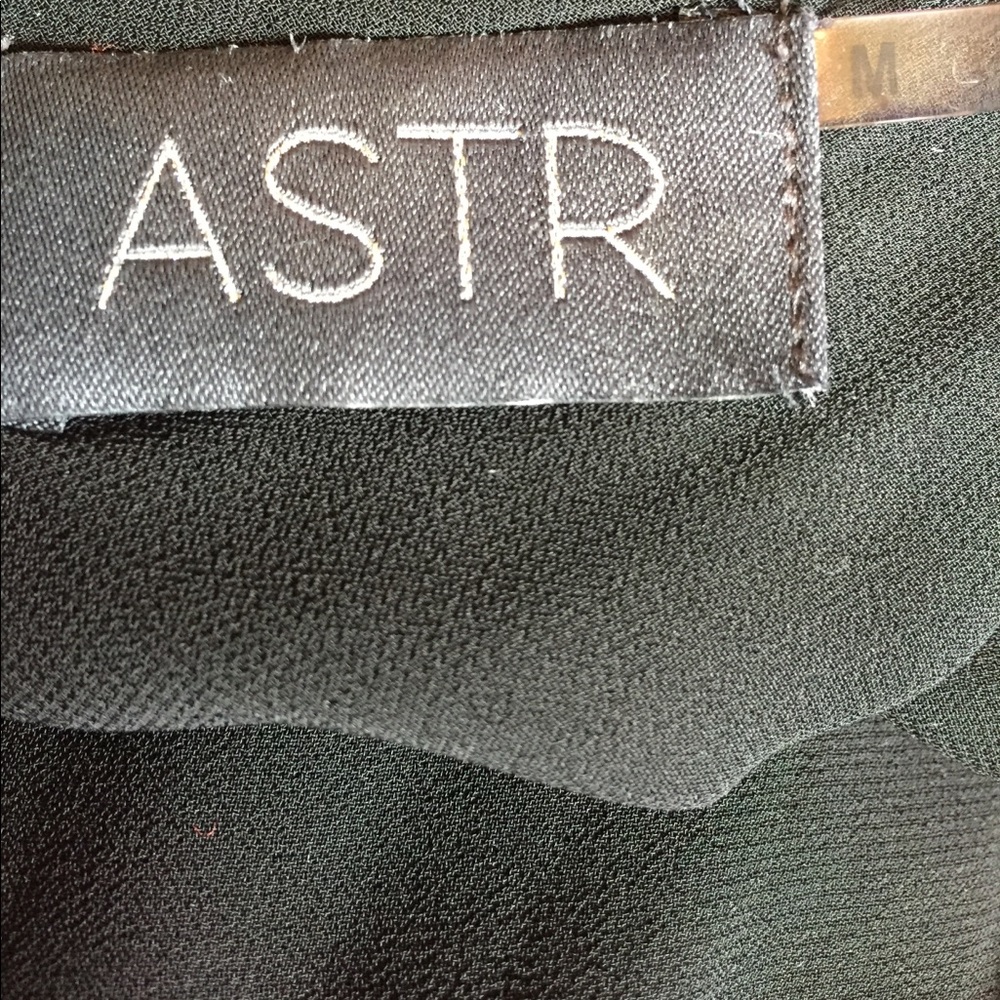 ASTR Evening dress with spaghetti straps, sequins - Picture 6 of 8