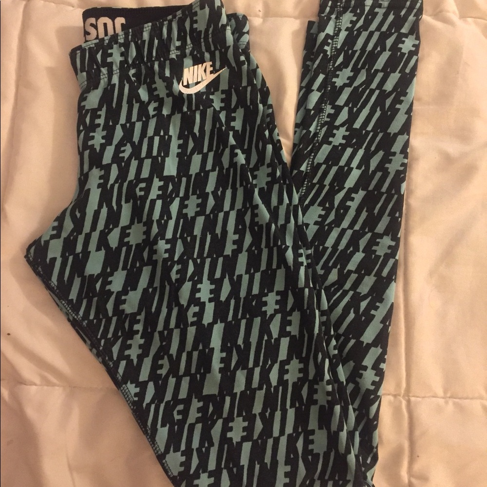 Nike Leggings 💚