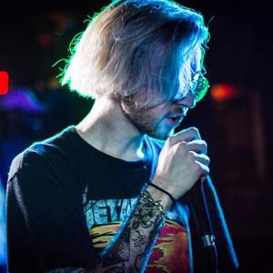 Meet your Posher, Connor