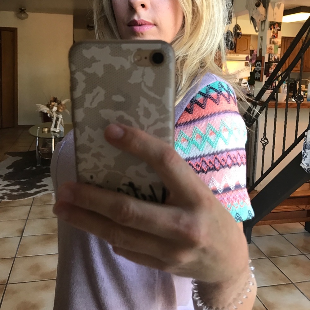 Gorgeous colorful top!