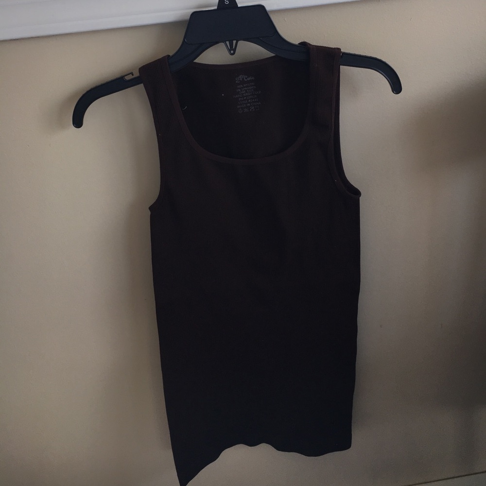 Brown ribbed tank top