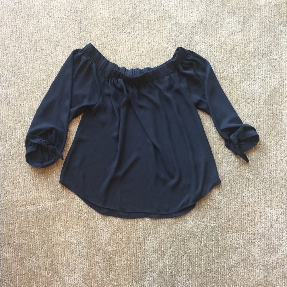 EXPRESS Off the Shoulder Top