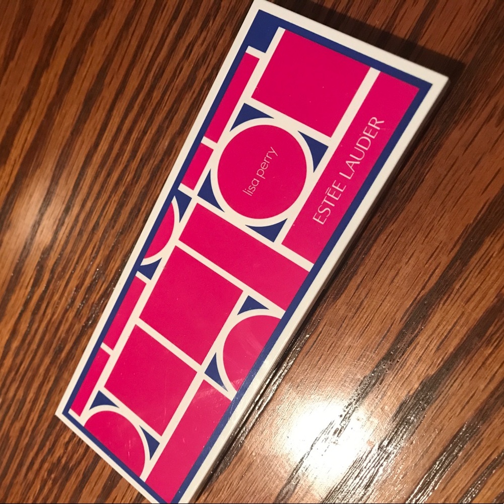 Estée Lauder brand new eyeshadow ✨✨✨