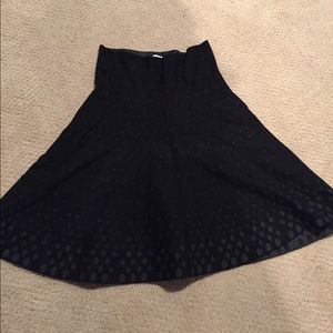 High waisted, black skirt
