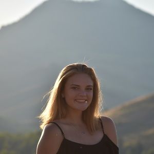 Meet your Posher, Emma