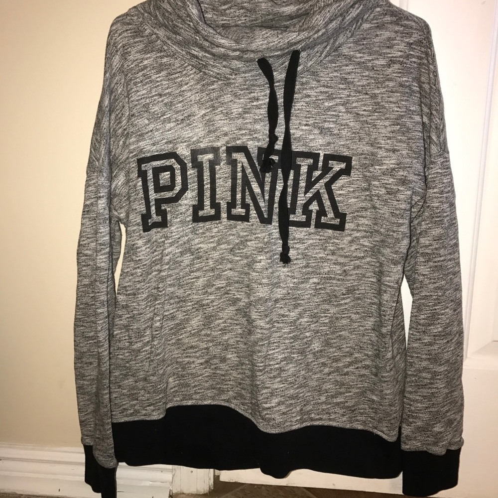 FINAL PRICE REDUCTION Victoria secret turtleneck
