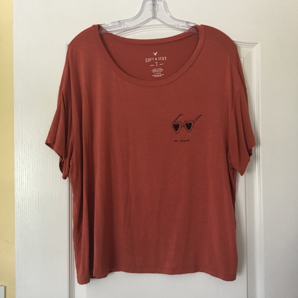 American Eagle Flowy Soft and Sexy Tee