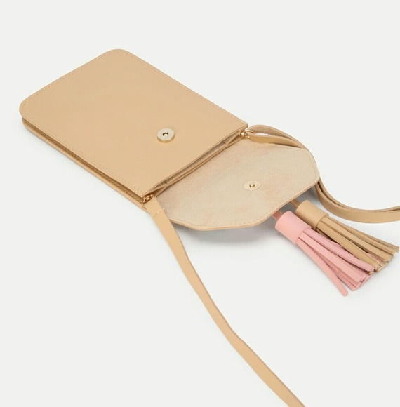 📣LAST ONE📣 🌿MINI FLORAL CROSSBODY 🌿🌿 - Picture 6 of 7