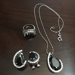 Swarovski black set