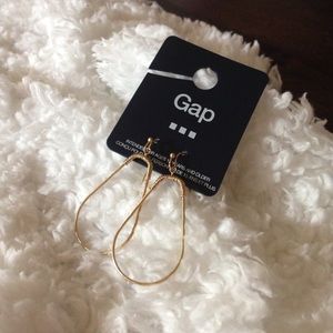 ‼️🆕GAP Beautiful Gold Hoop Earings