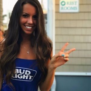 Meet your Posher, Lori