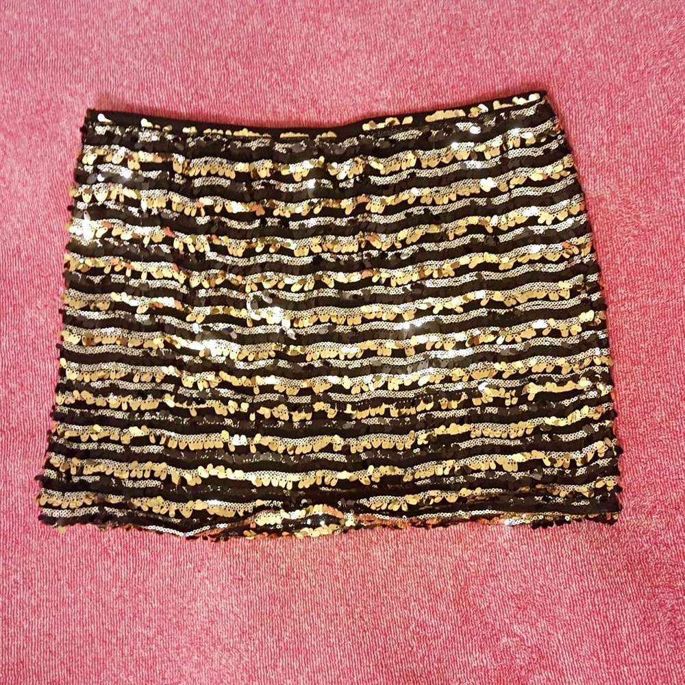 Black & Gold Sequin Mini Skirt