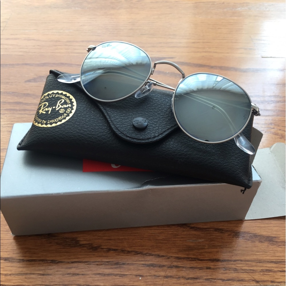 Ray Ban Round Flash Sunglasses Silver