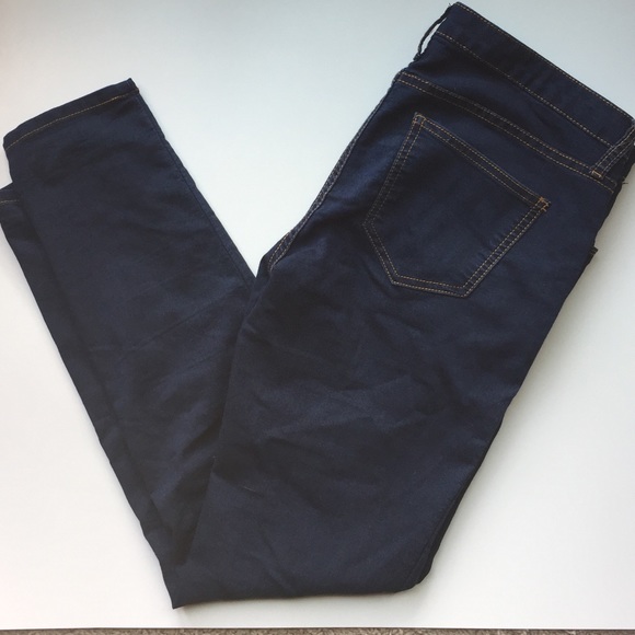 Forever 21 Classic Blue Skinny Jeans - Picture 3 of 4