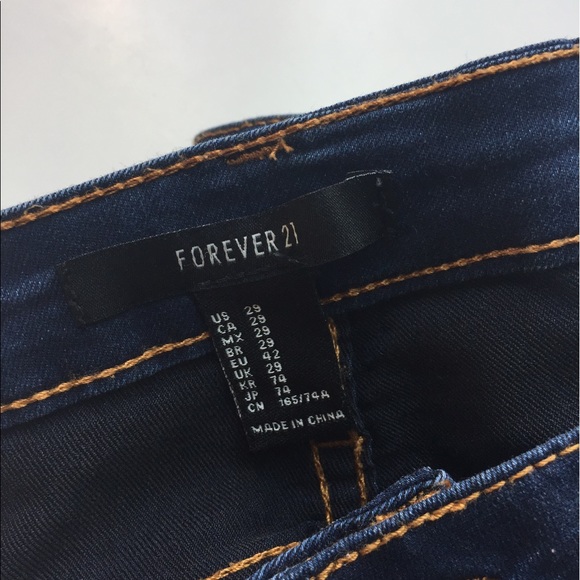 Forever 21 Classic Blue Skinny Jeans - Picture 4 of 4