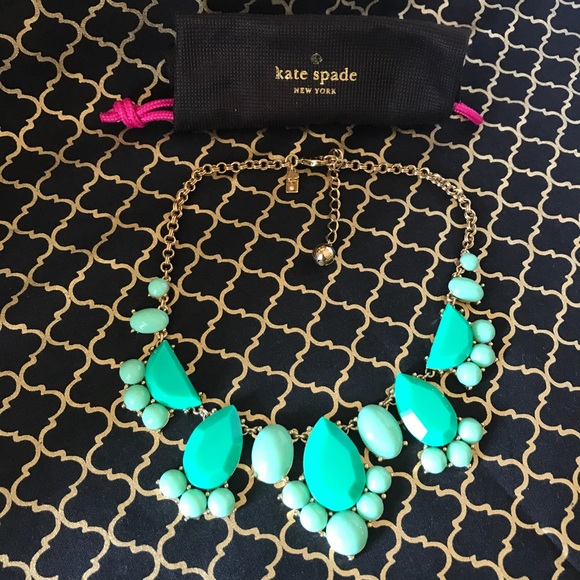 Kate Spade Necklace 👗💕 - Picture 3 of 5