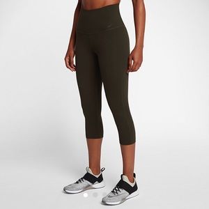 Nike Legend High Waist Olive Green Legging